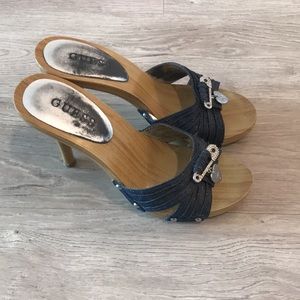 Vintage Guess sandals
